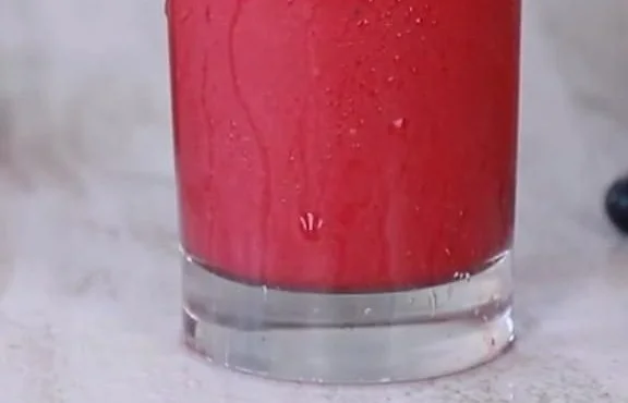 Berry Smoothie for Hair Growth